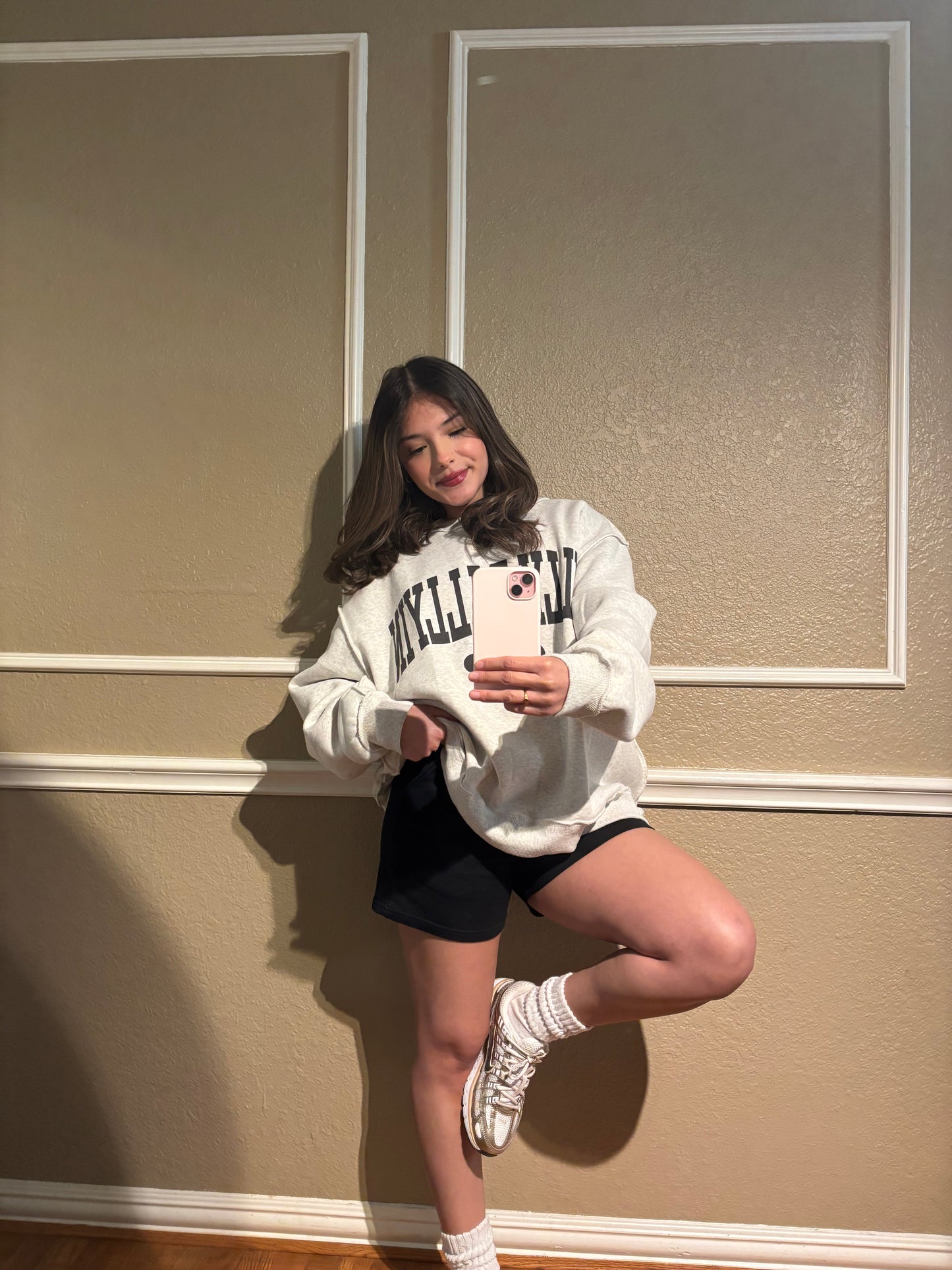 Dilly Dallyin Reversible Crew