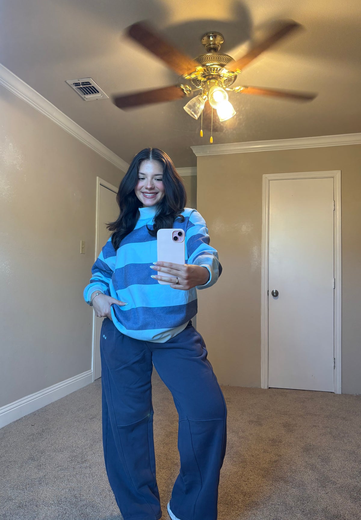 Winterberry Barrel Sweatpants